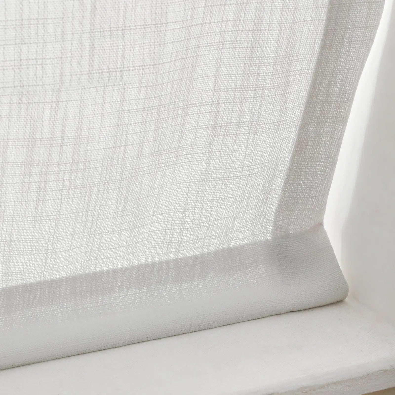 Liz Linen Roman Shade Cordless - Wooden Headrail TWOPAGES