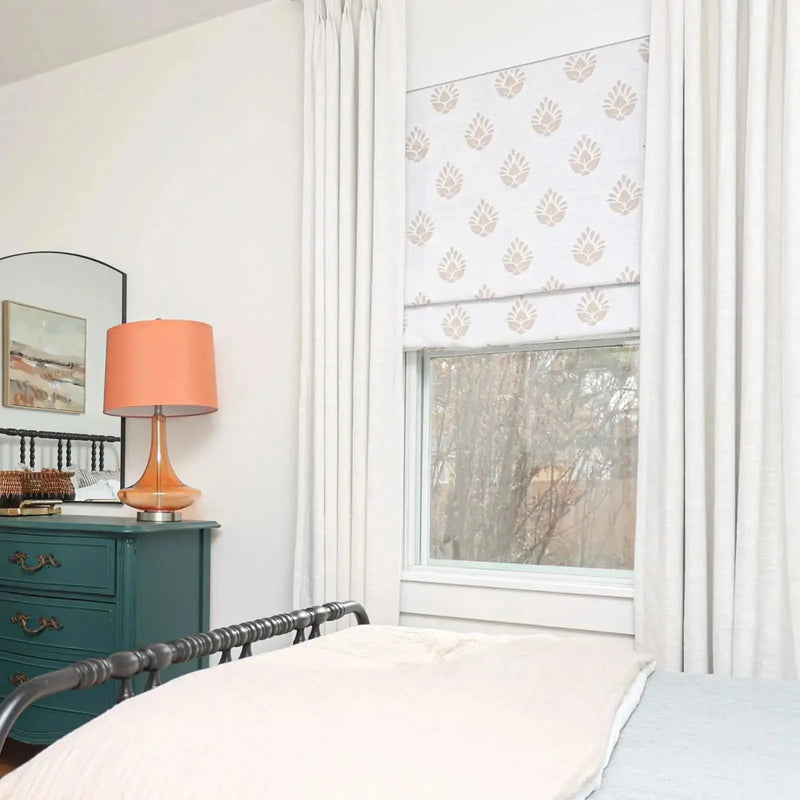 Stefana Silber Printed Roman Blind Cord Lift?-TWOPAGES