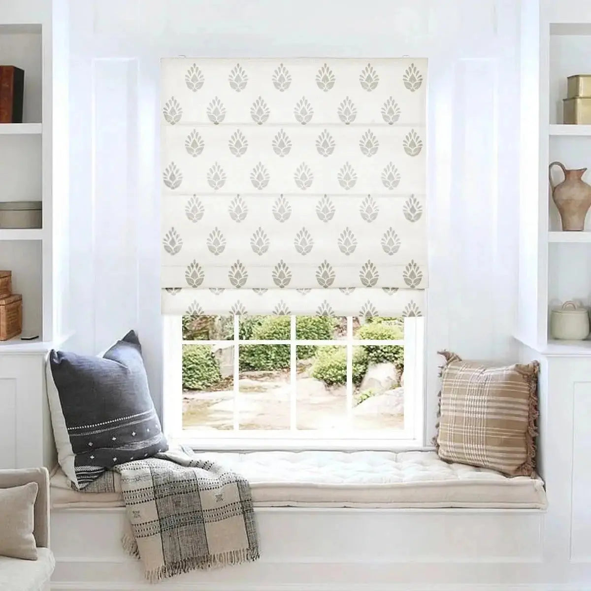 Stefana Silber Printed Cordless Roman Blind?-TWOPAGES