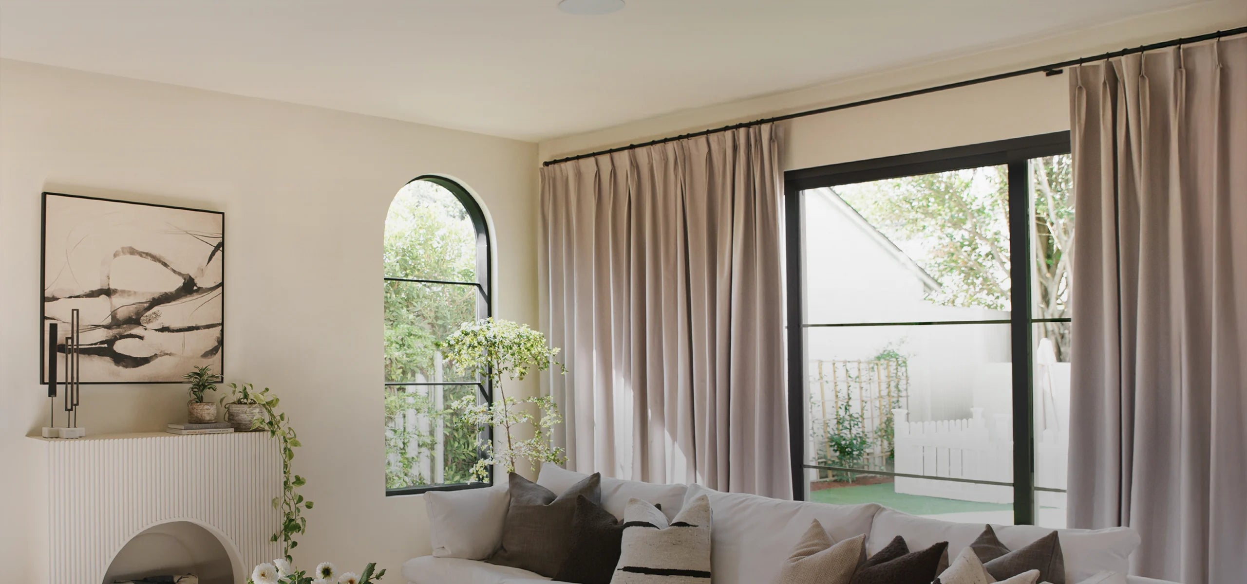 UK TWOPAGES CURTAINS