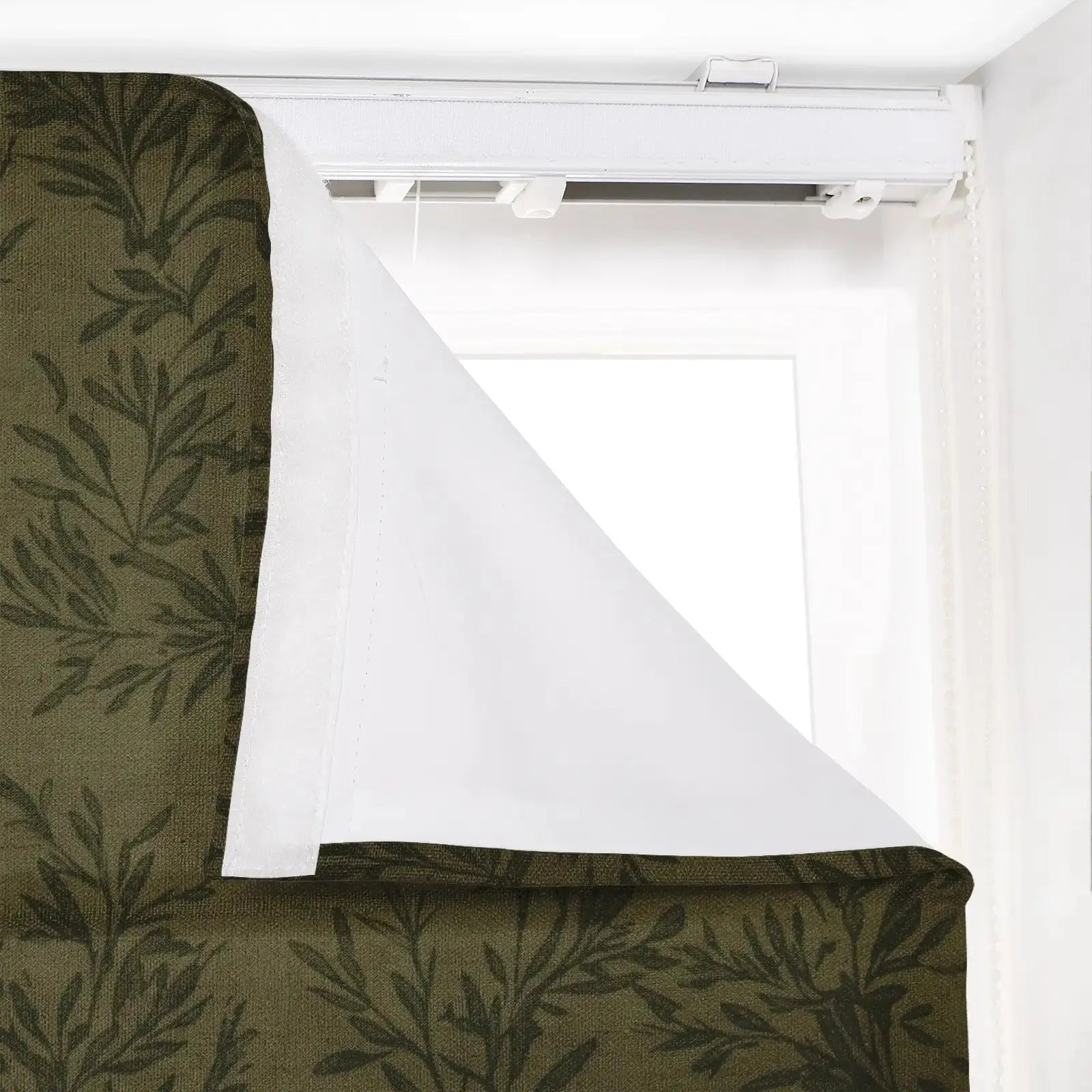 Sara Le Printed Roman Shade Cord Lift -TWOPAGES