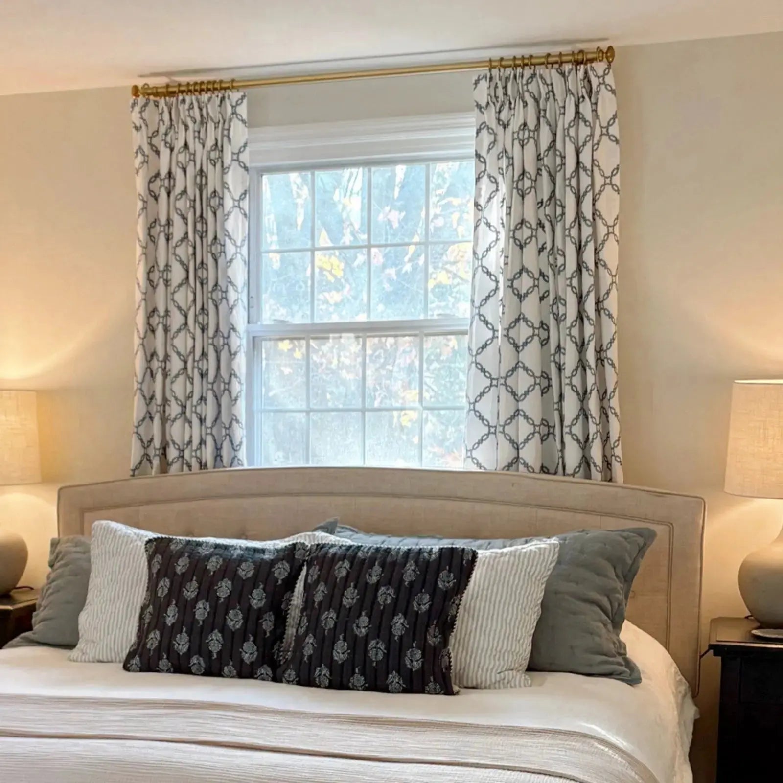 Arno Single Decorative Curtain Rod with Rings-?-TWOPAGES