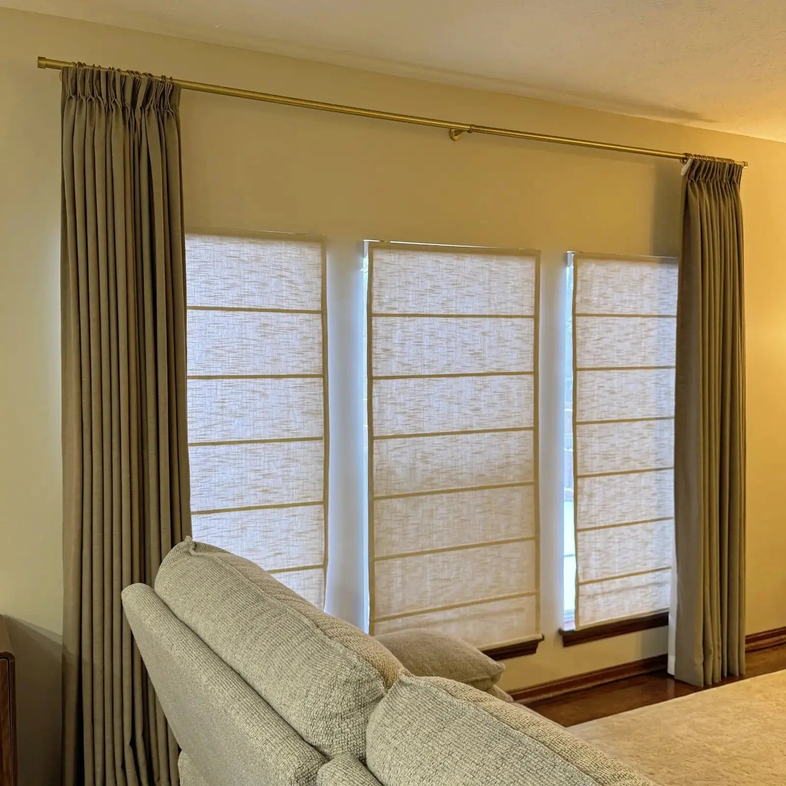 Arno Single Decorative Curtain Rod with Rings-?-TWOPAGES