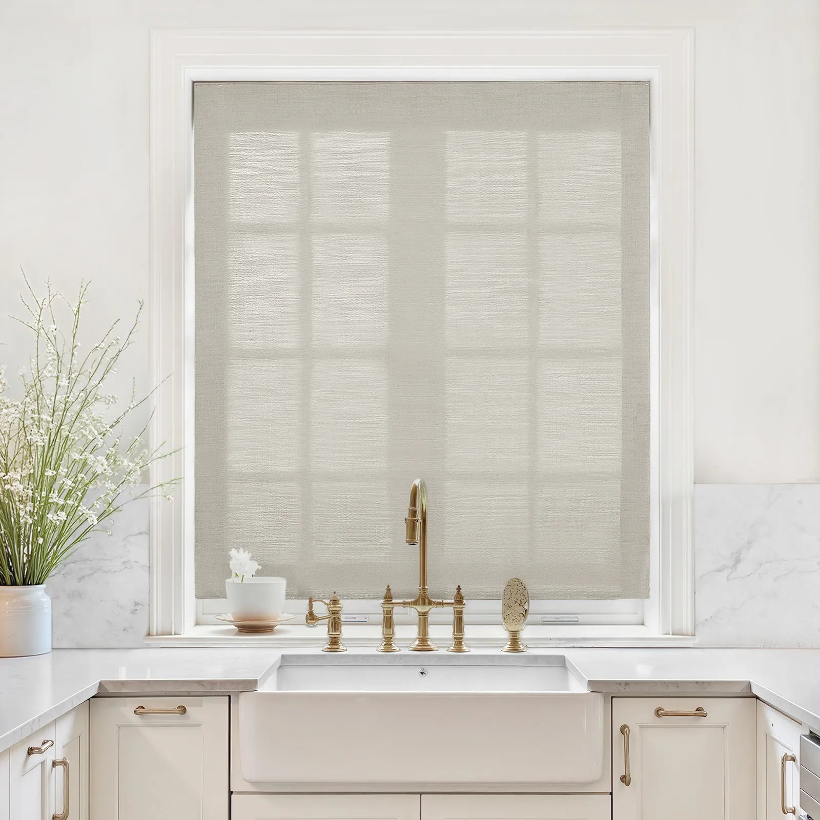 Liz Linen Relaxed Roman Blind Cord Lift