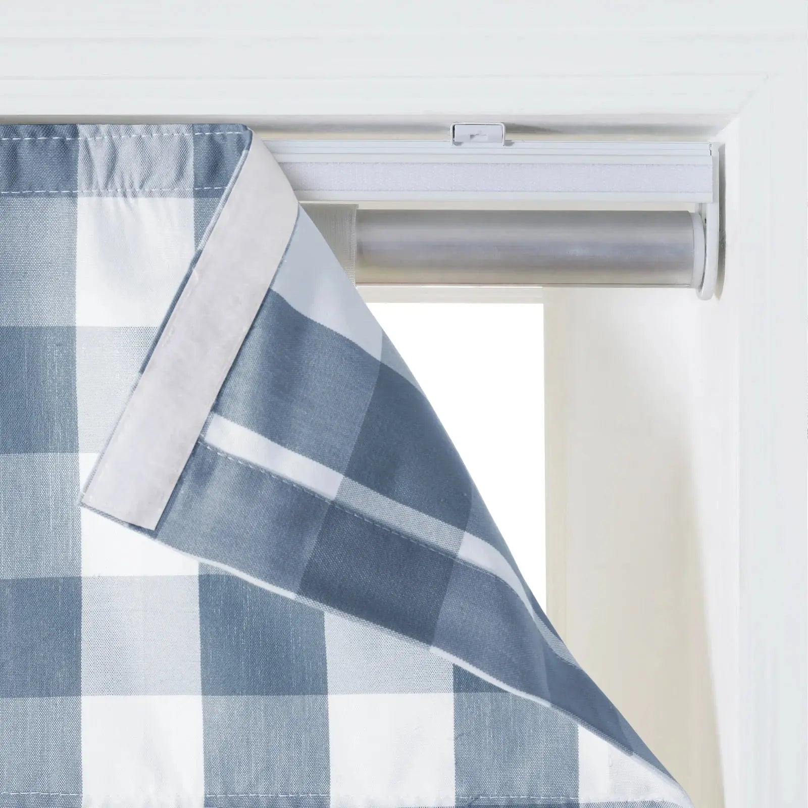 Celia Patterned Roman Shade Cordless -TWOPAGES