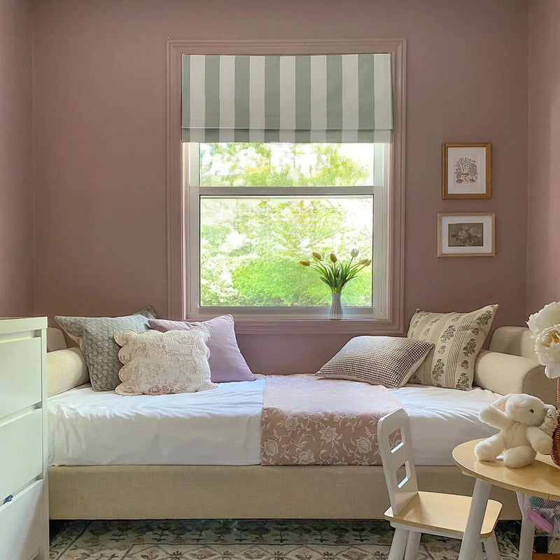 Celia Patterned Roman Shade Cordless -TWOPAGES