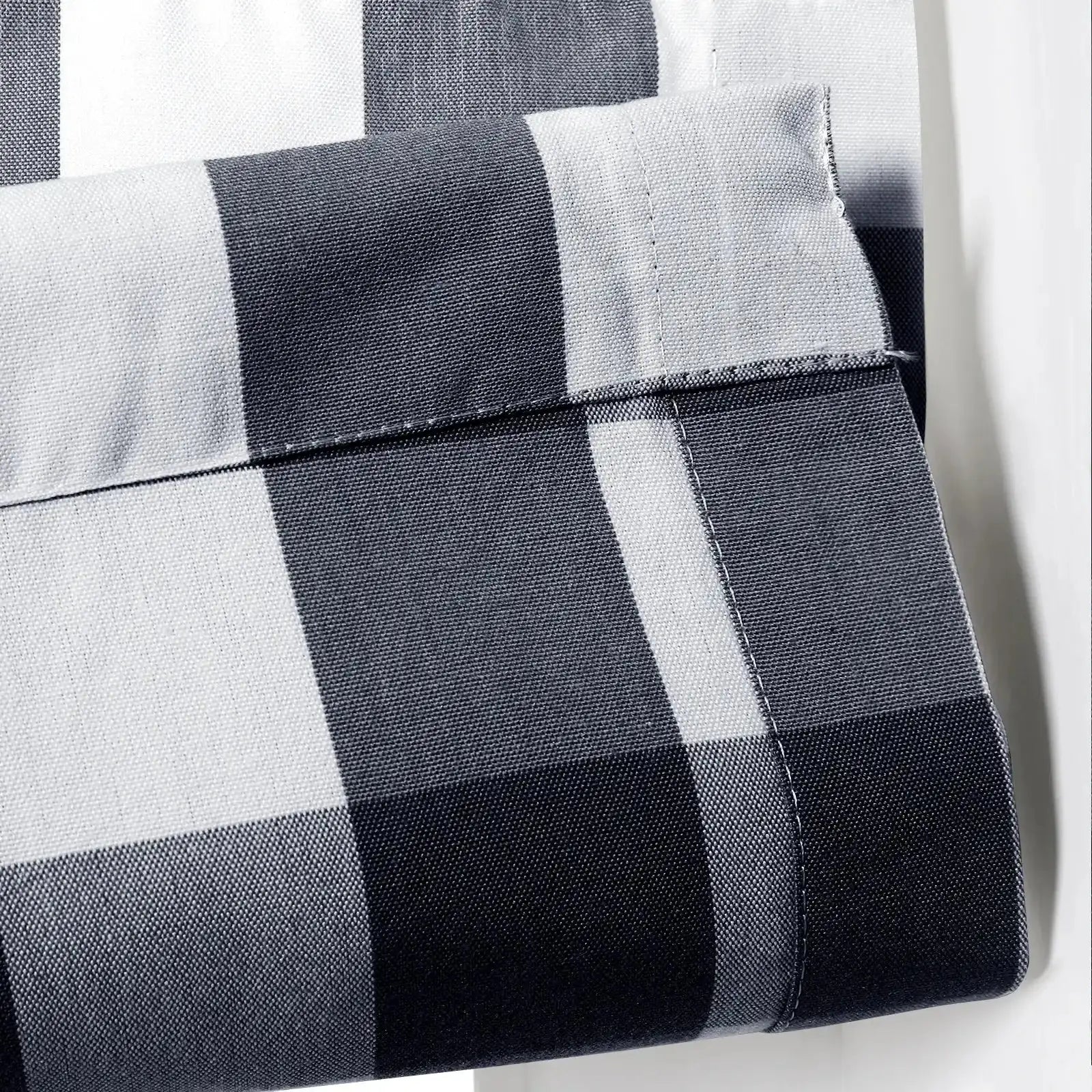Celia Patterned Roman Shade Cordless -TWOPAGES