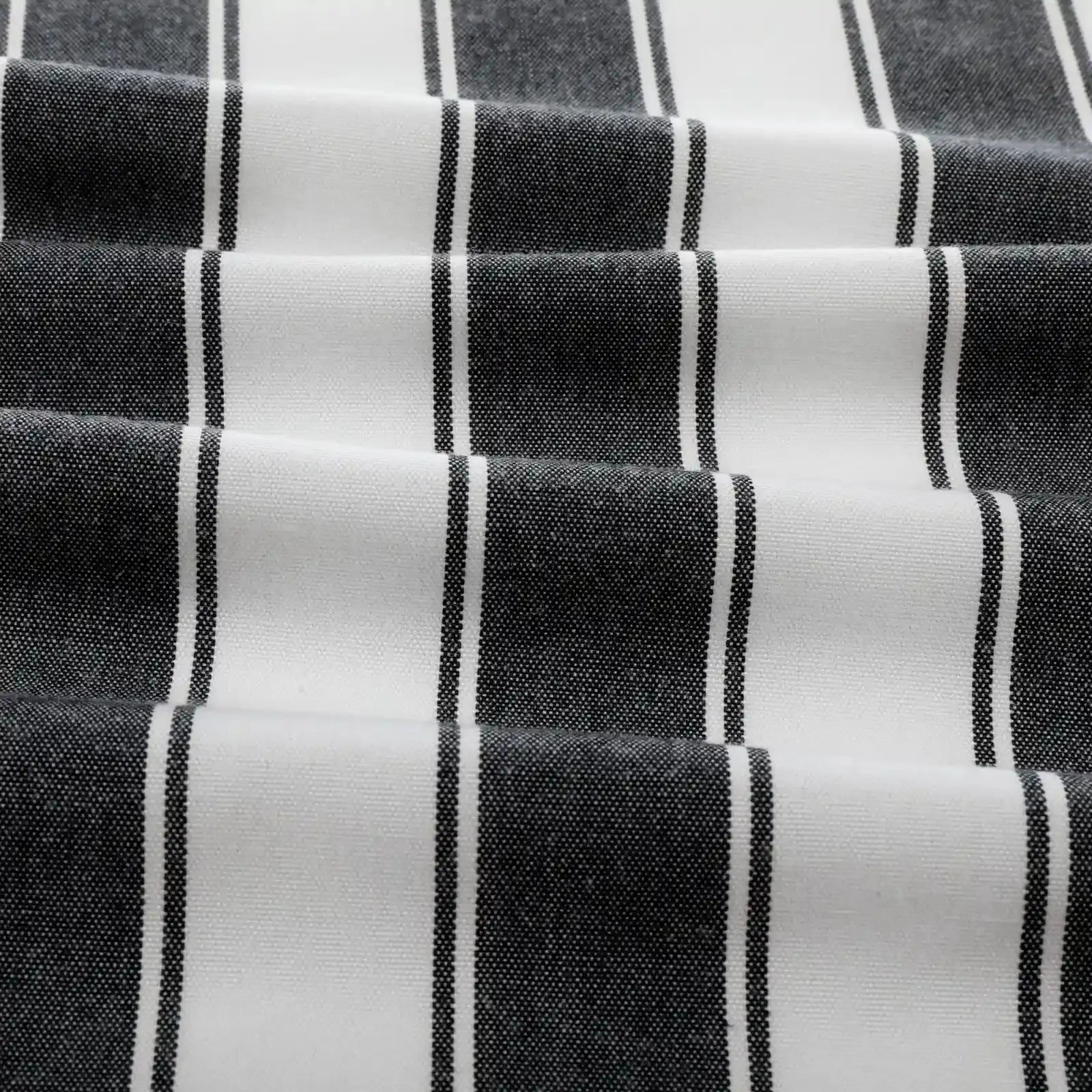 Celia Patterned Roman Shade Cordless -TWOPAGES