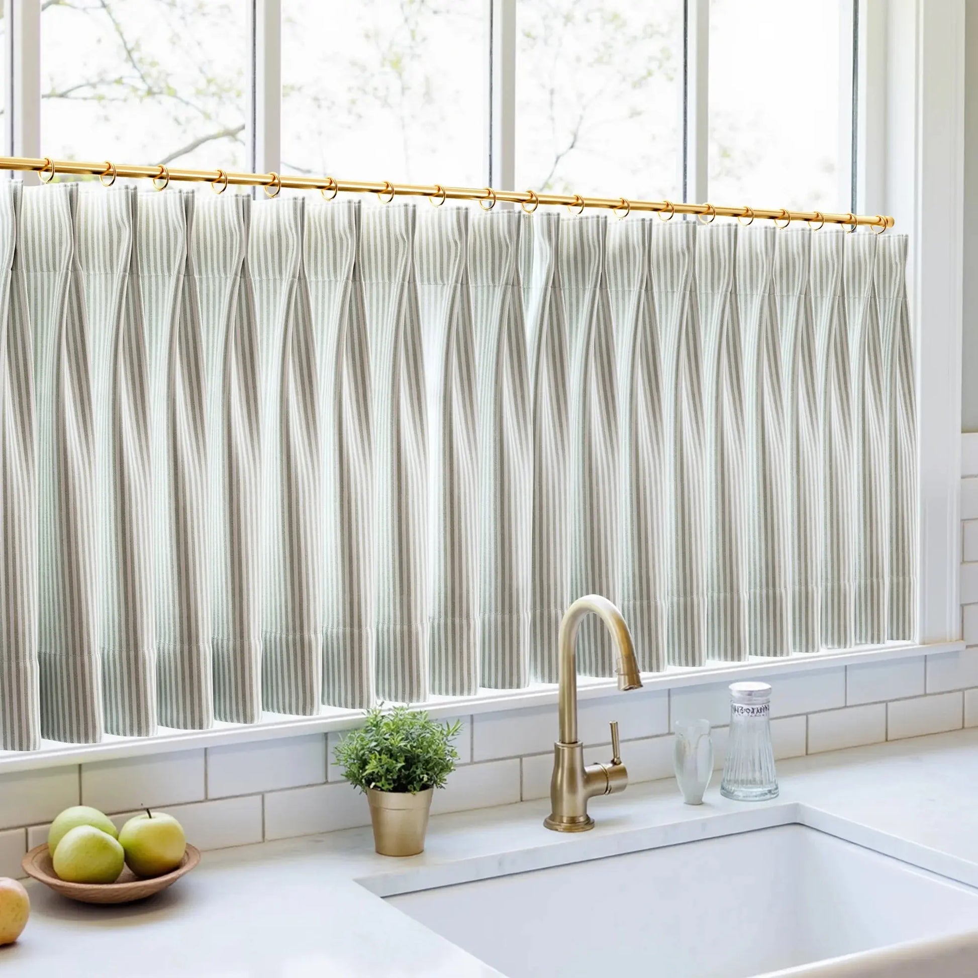 Celia Striped Plaid Cafe Curtain?-TWOPAGES