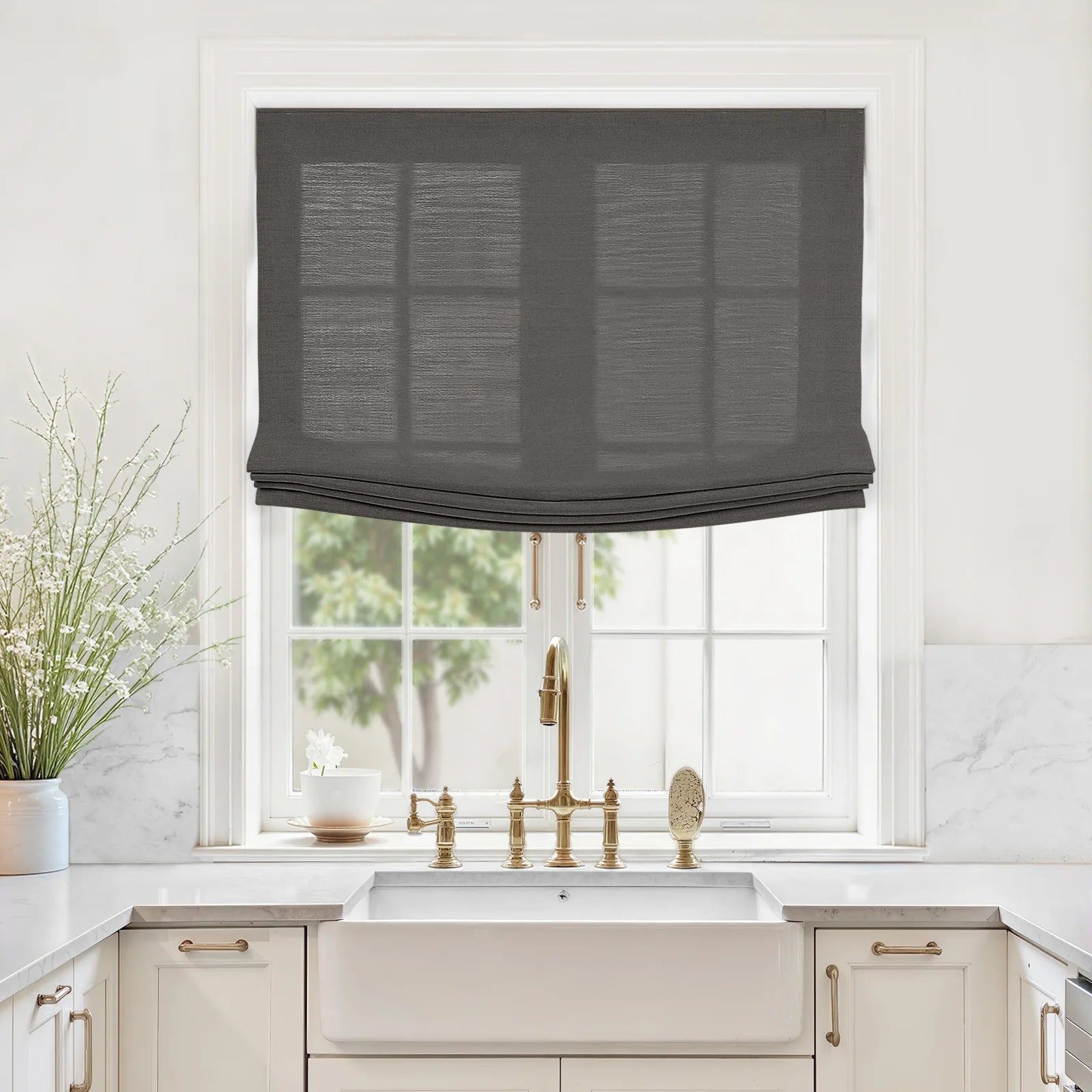 Liz Linen Relaxed Roman Blind Cord Lift
