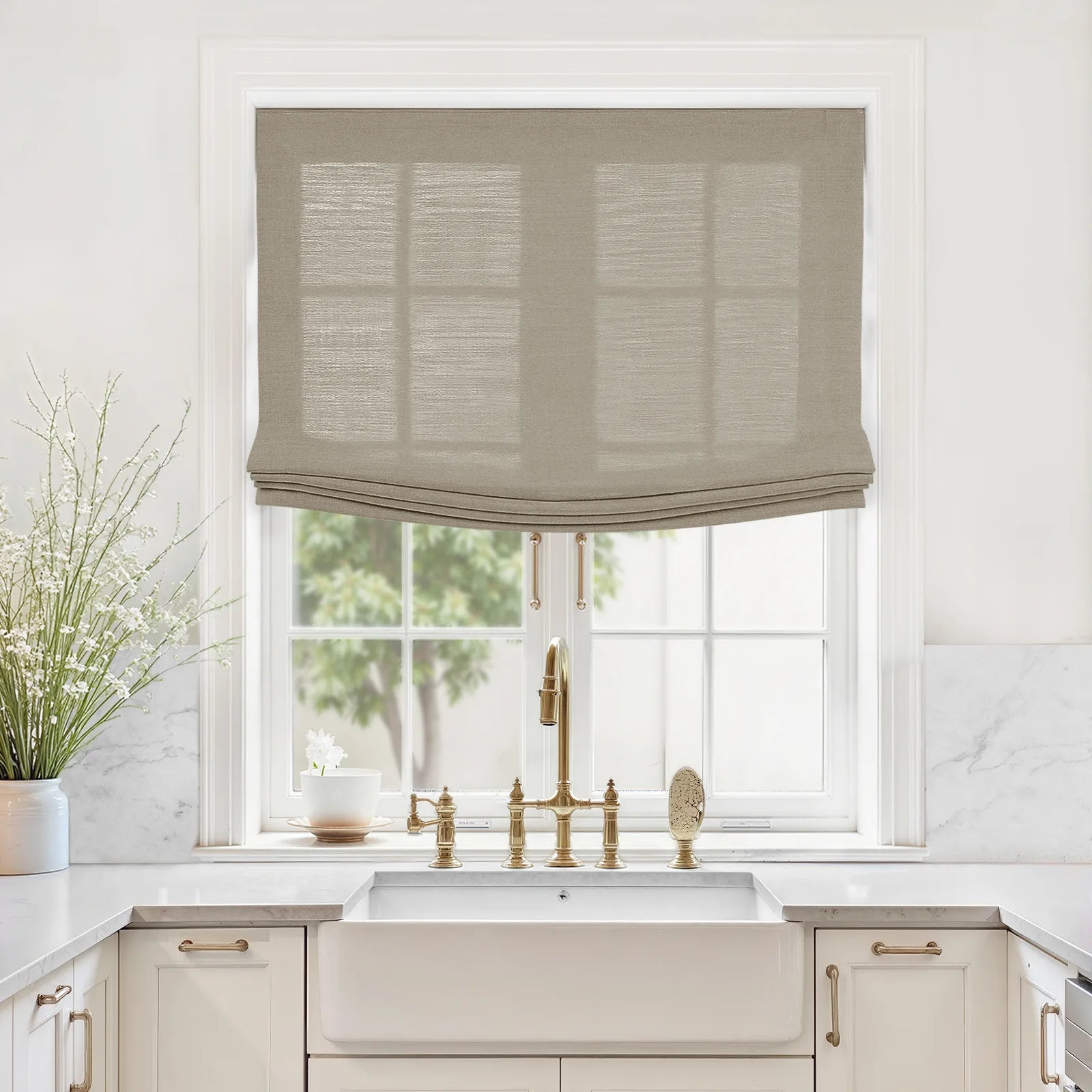 Liz Linen Relaxed Roman Blind Cord Lift