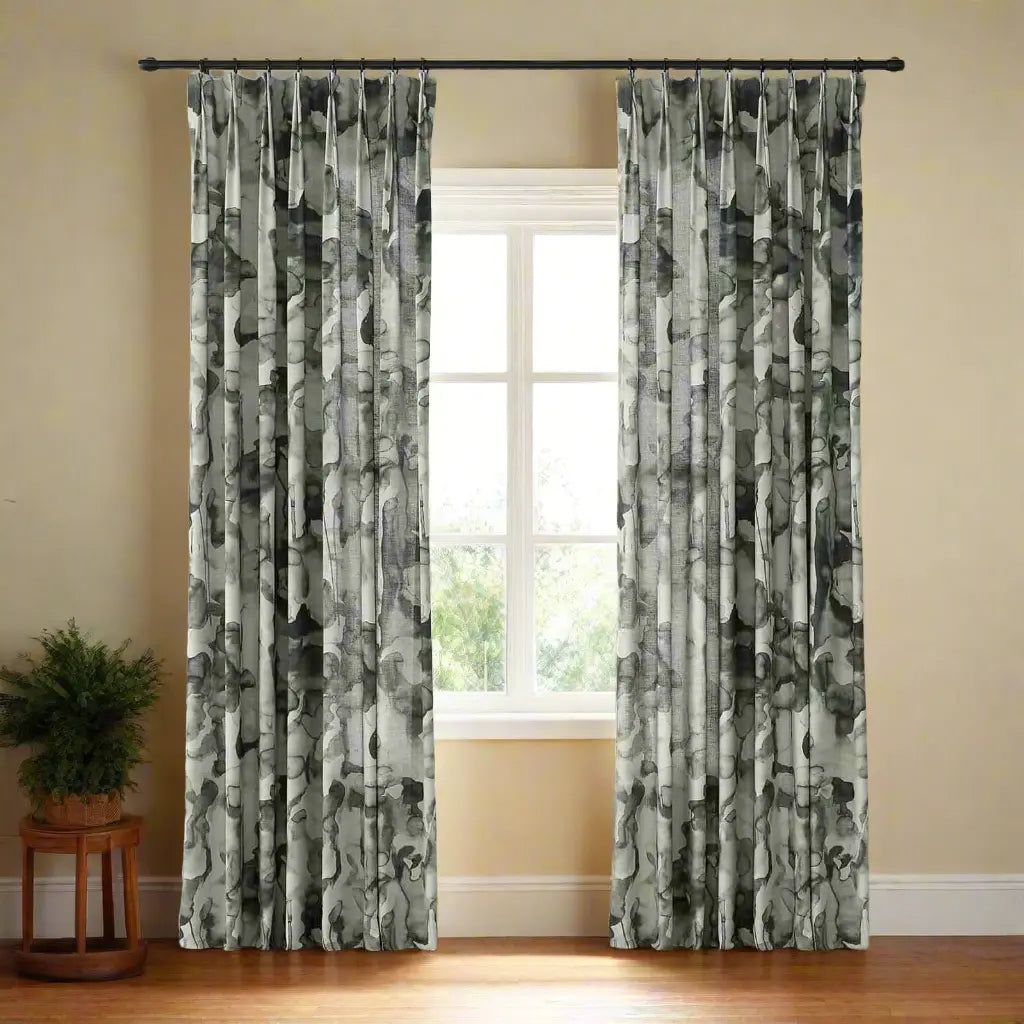Holly Floral Pattern Boho Style Curtain Pleated?-TWOPAGES