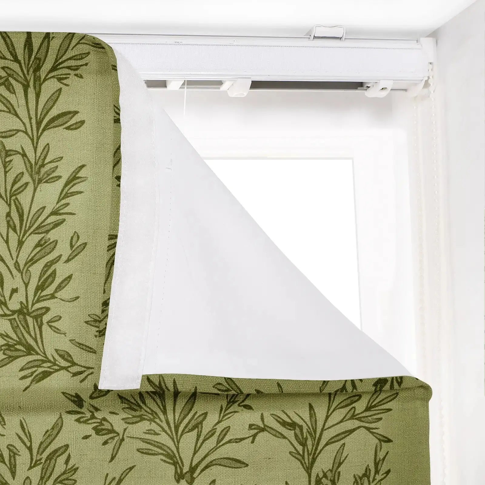 Sara Le Printed Roman Shade Cord Lift -TWOPAGES
