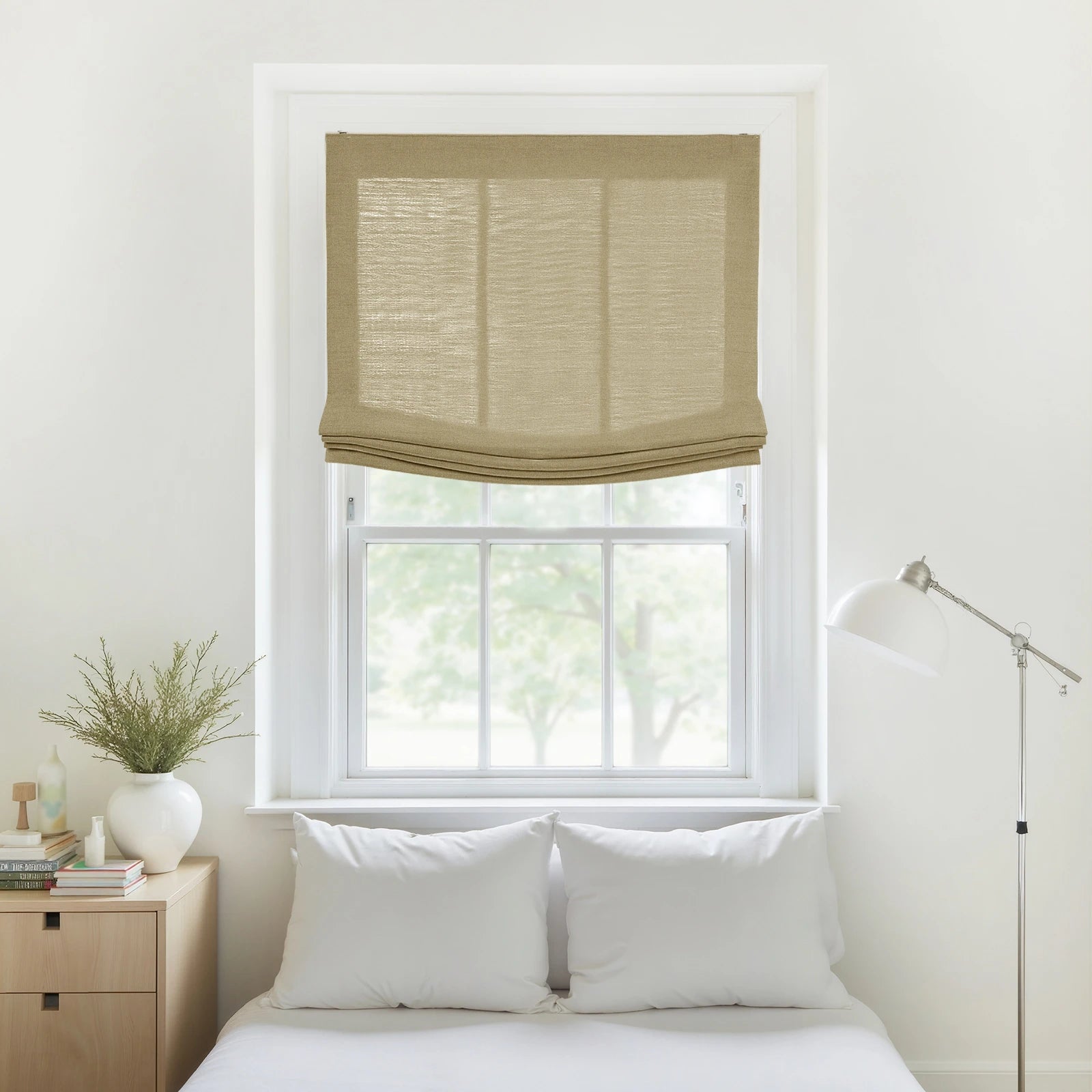 Liz Linen Relaxed Roman Blind Cord Lift