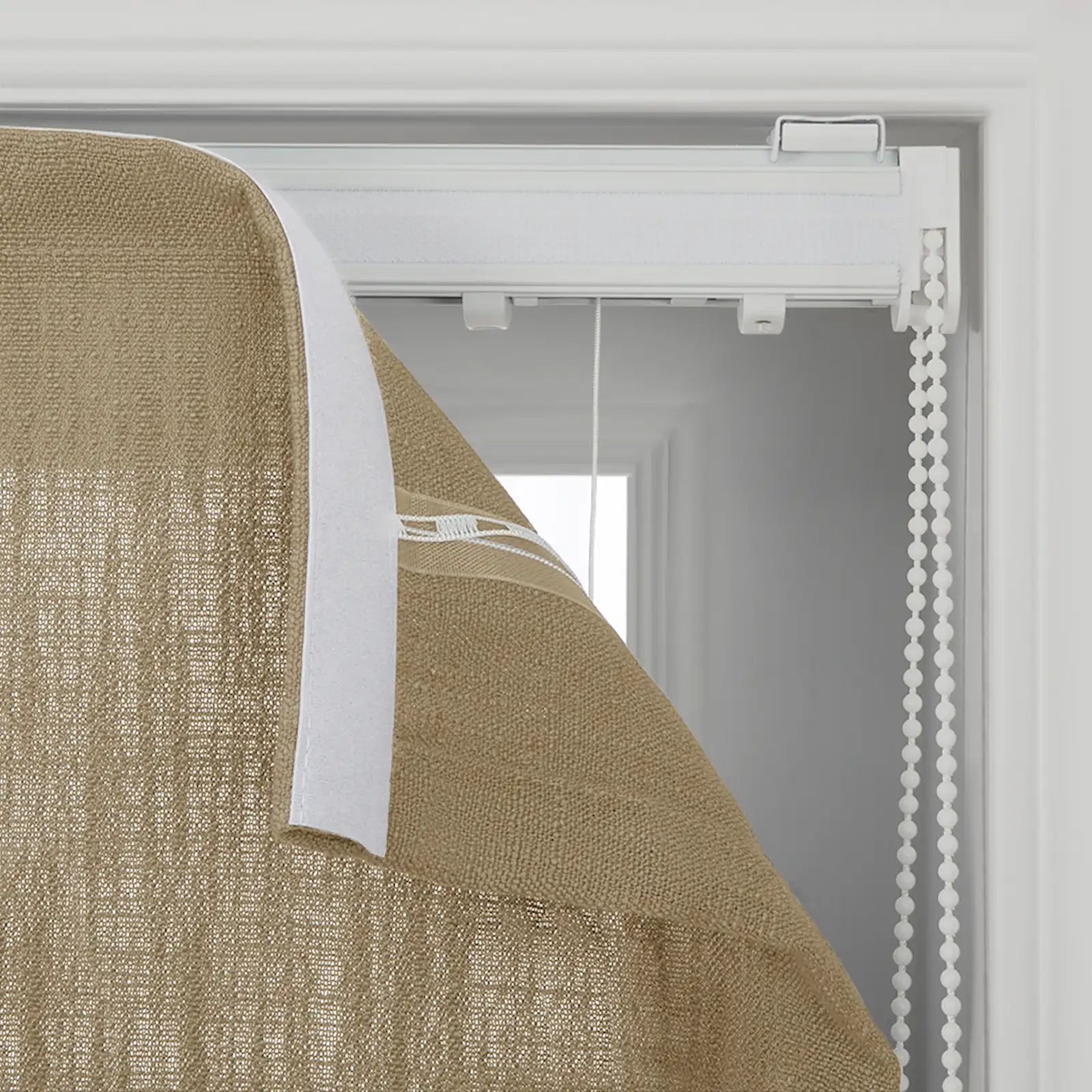 Liz Linen Flat Roman Blind Cord Lift