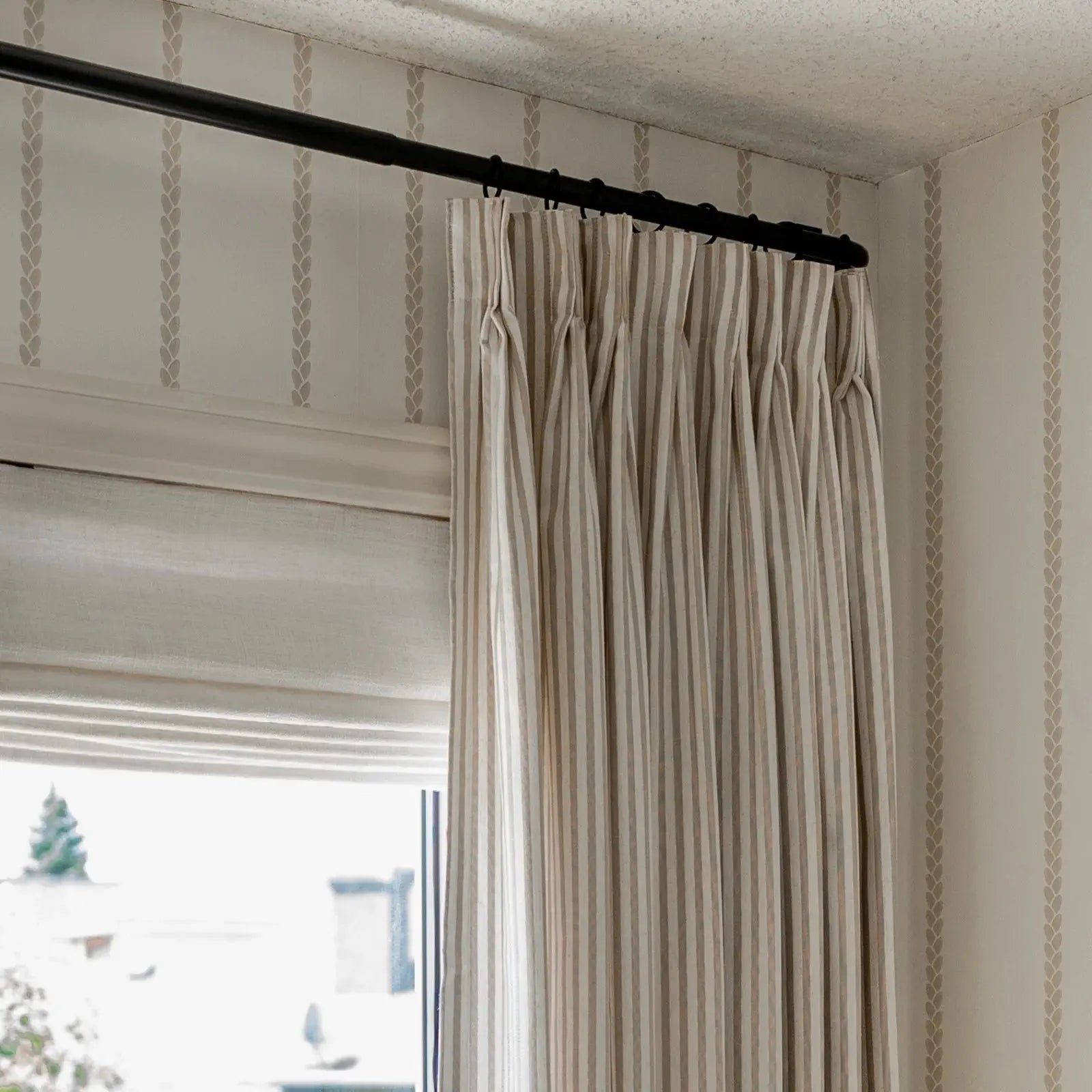Vengo Adjustable French Return Curtain Rod-?-TWOPAGES