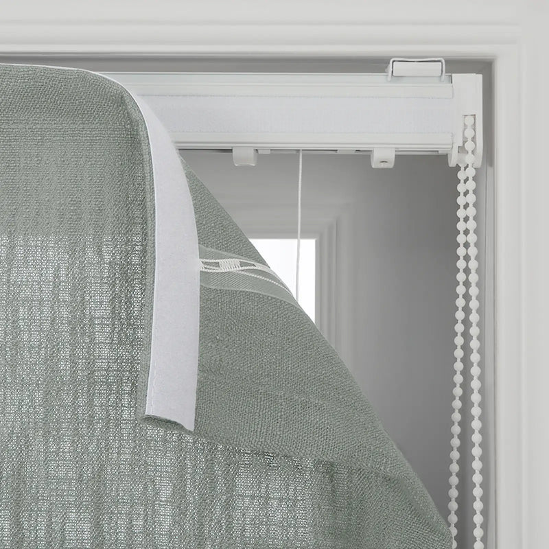 Liz Linen Flat Roman Blind Cord Lift