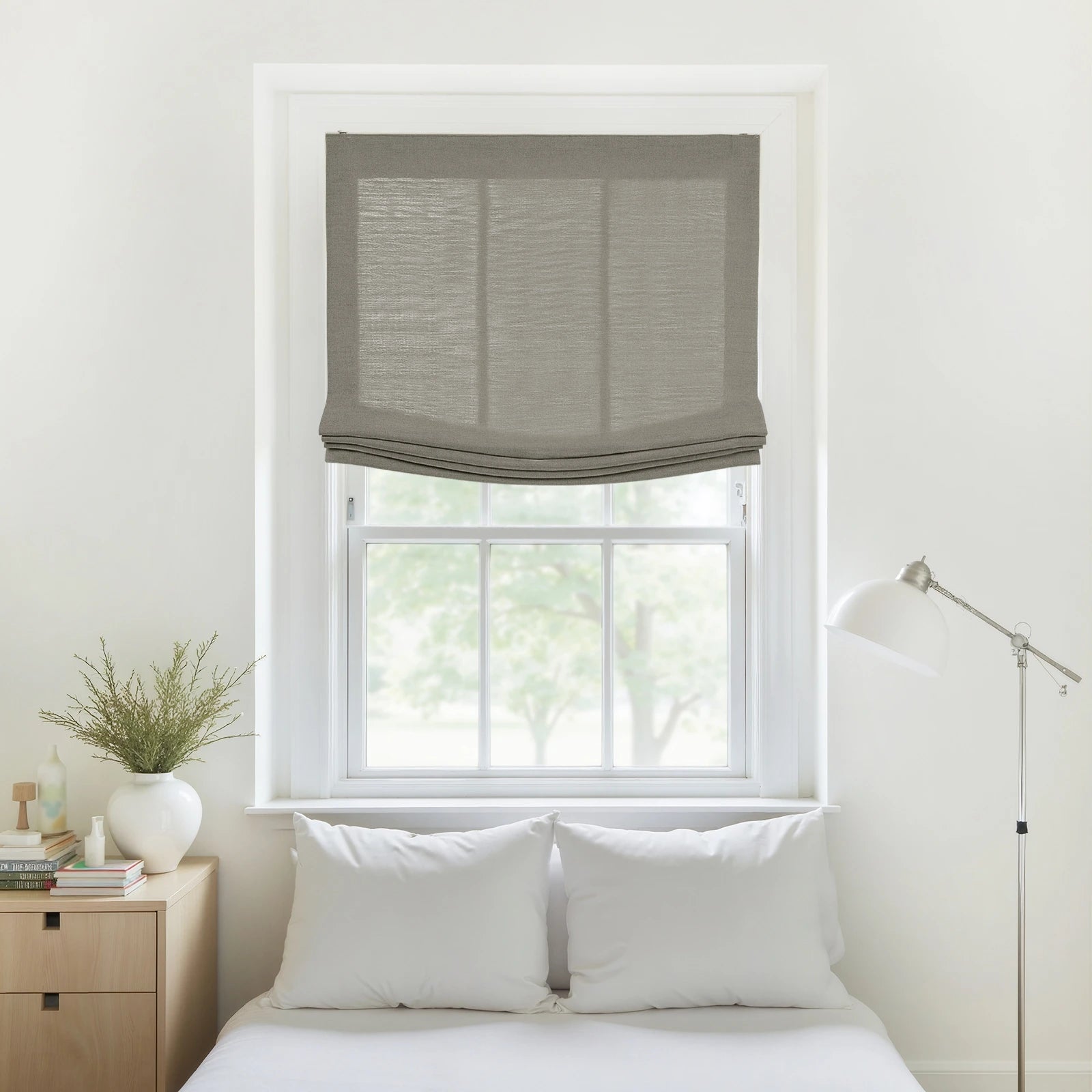 Liz Linen Relaxed Roman Blind Cord Lift