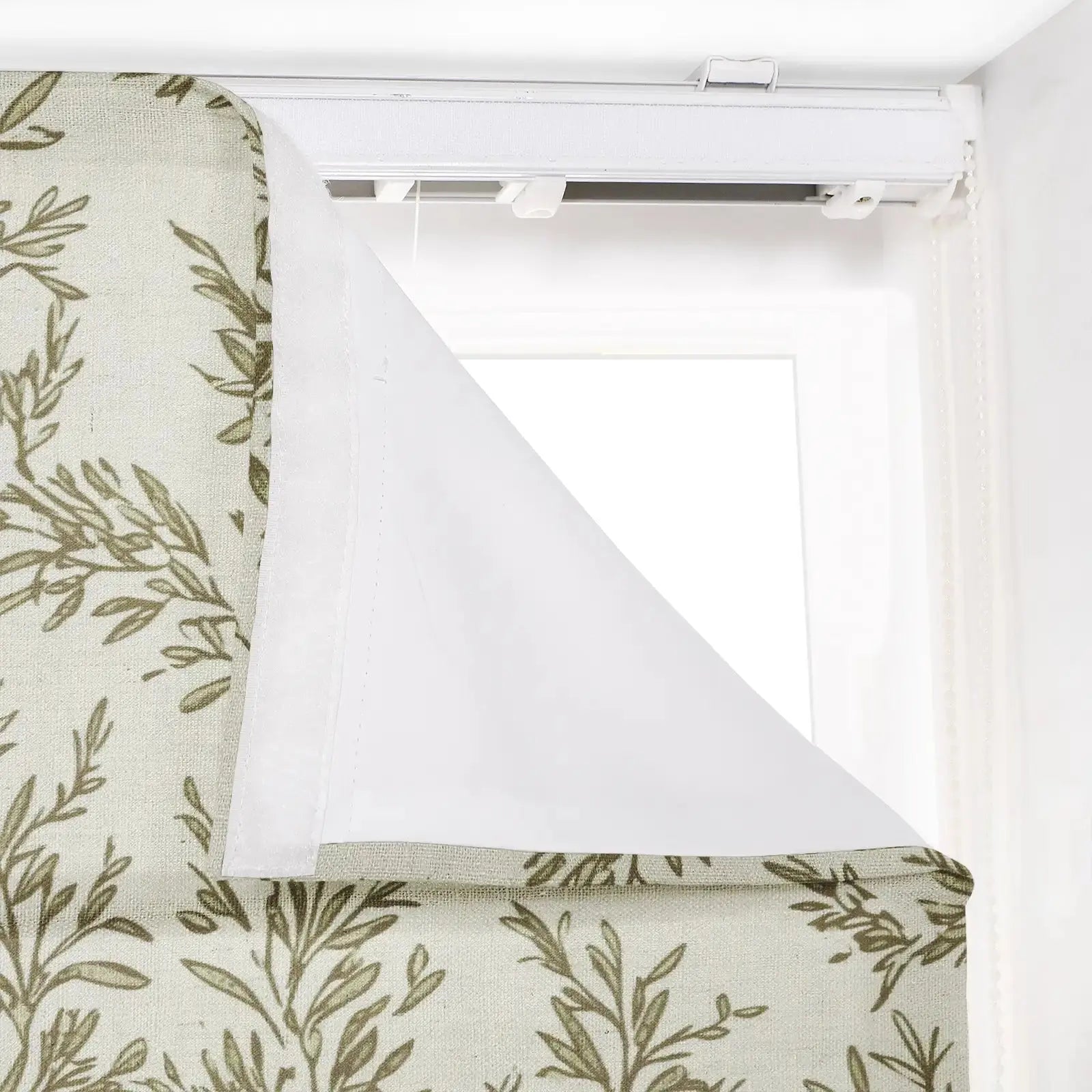Sara Le Printed Roman Shade Cord Lift -TWOPAGES