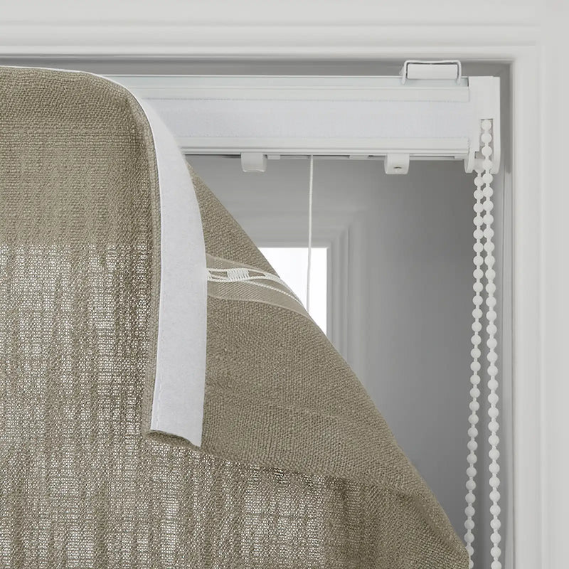 Liz Linen Flat Roman Blind Cord Lift